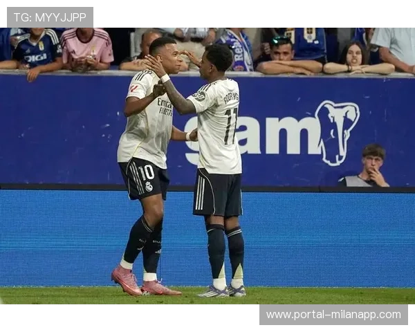 十人皇家奥维耶多0-0逼平马略卡,保级大战闷平收场 十人皇家奥维耶多0-0逼平马略卡,保级大战闷平收场